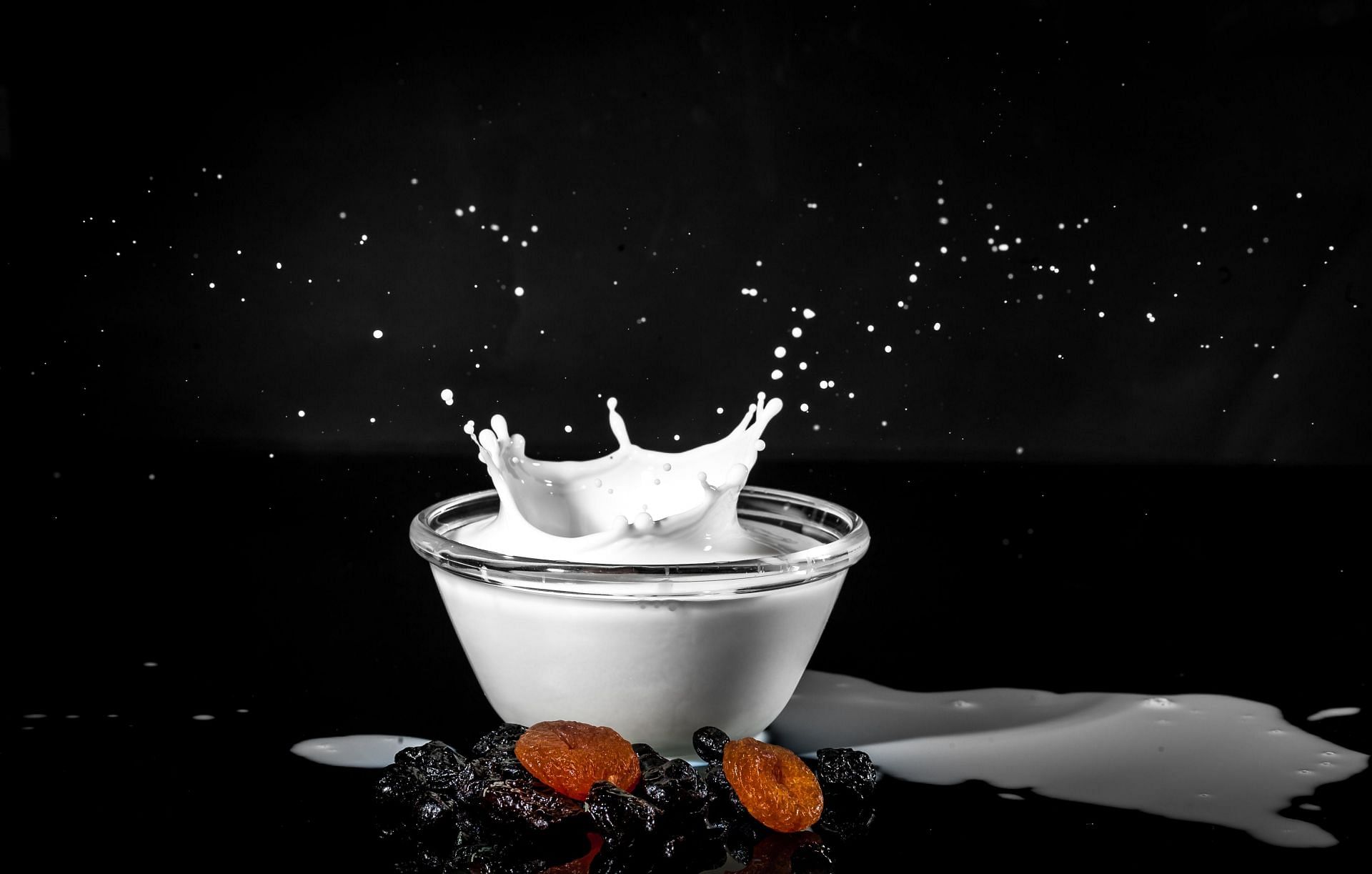 Benefits of home remedies for winter cough (image sourced via Pexels / Photo by george)